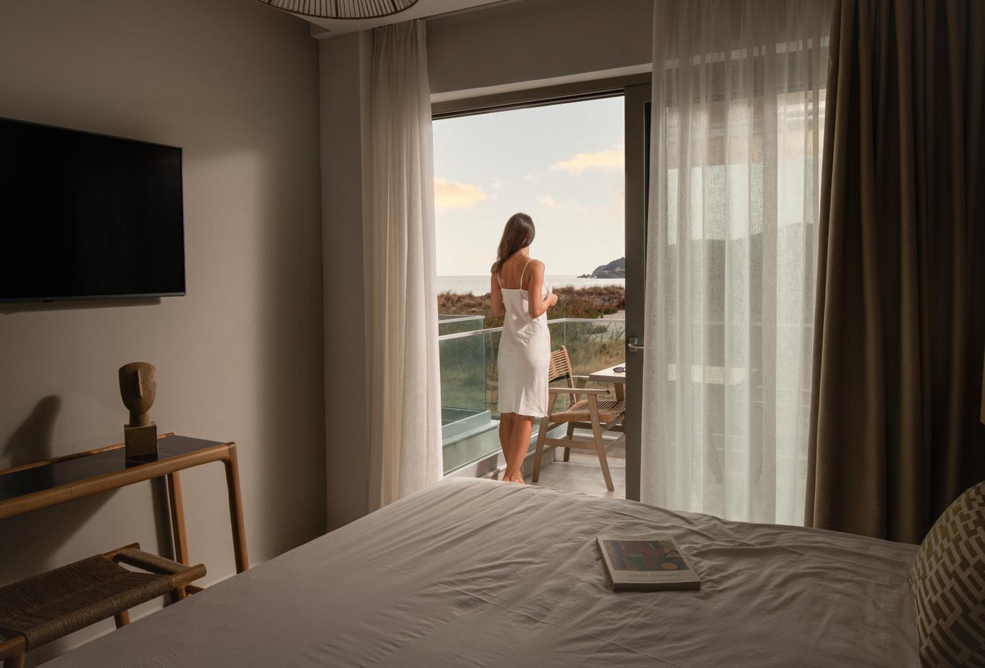 Ikies Apollon Boutique Hotel サルティ エクステリア 写真